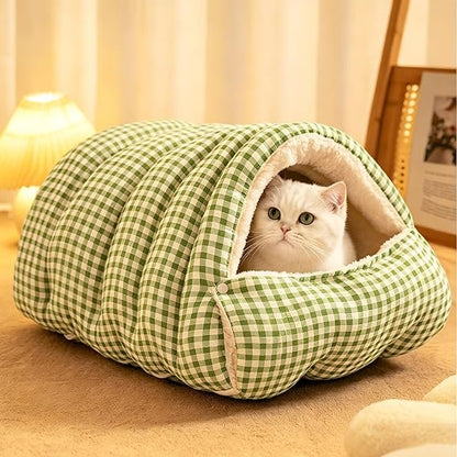 Warm Winter Pet Sleeping Bag – Cozy Bed for Cats & Dogs